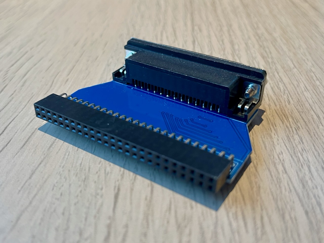 DB25 to Desktop 50-Pin SCSI Adapter - Image 2