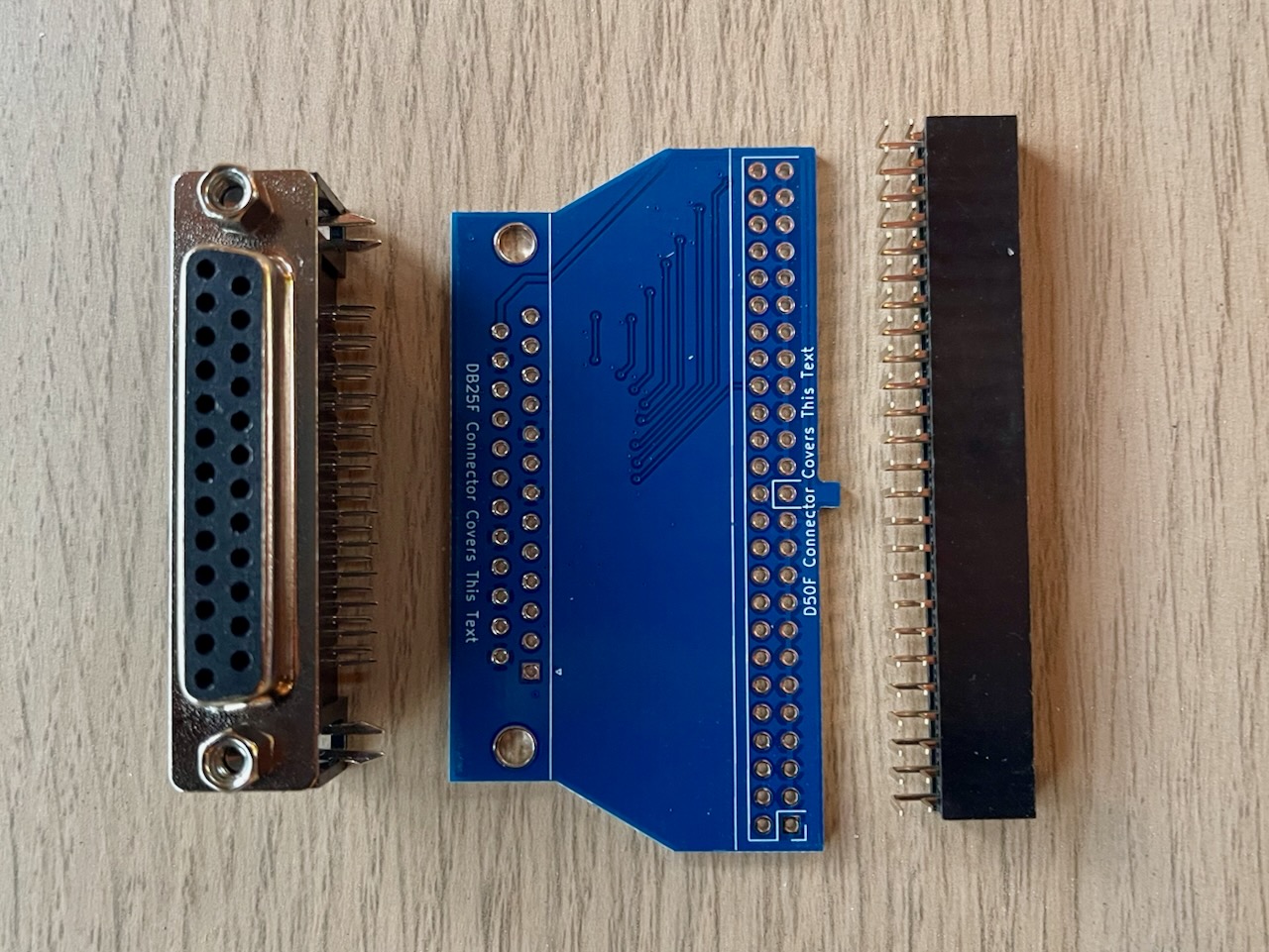 DB25 to Desktop 50-Pin SCSI Adapter - Image 4
