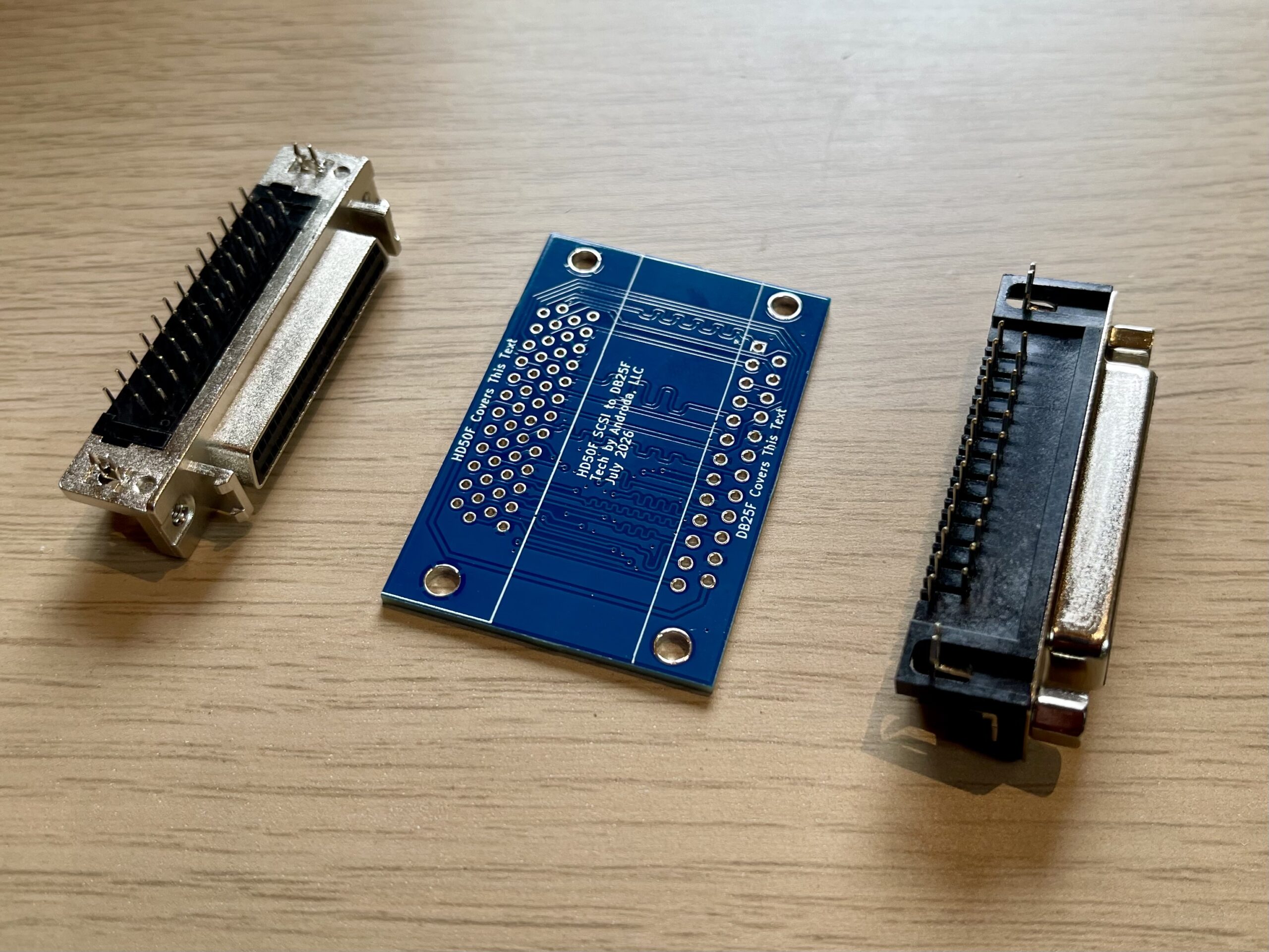 HD50 to DB25 SCSI Adapter - Image 3